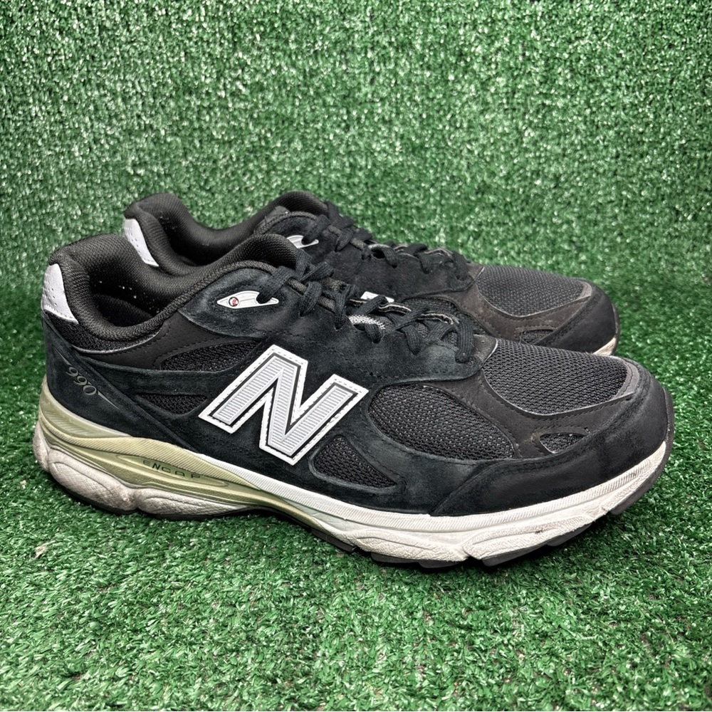 New Balance 990v3 Made In USA Black Suede Men’s 11